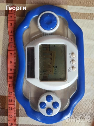 електронна игра,водна игра ,шах,кубчета на Рубик 