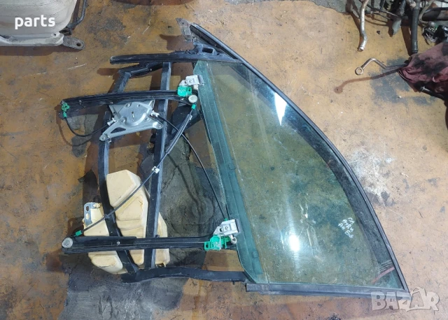 Предна Лява Рамка със Стъкло и Стъклоповдигач Ауди А4 Б6 - Б7 , снимка 2 - Части - 51323209