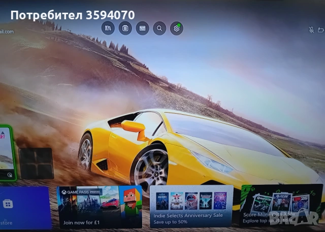 Продавам отлична Xbox One X с дискове, снимка 2 - Xbox конзоли - 53399849