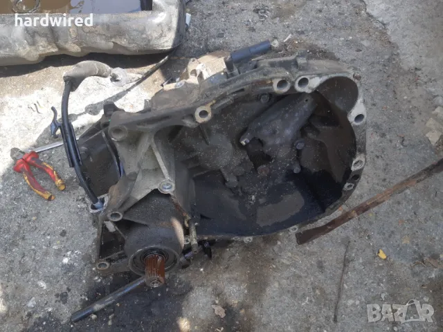 Скоростна кутия от Рено Клио 1,2 бензин, снимка 3 - Части - 49939896