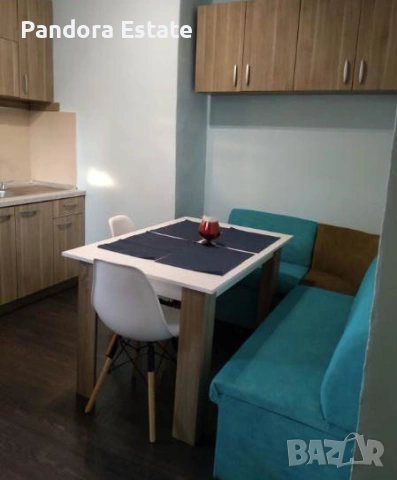 Продава двустаен апартамент в кв. Надежда 2