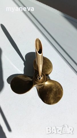 Vintage поставка за химикал във формата на корабна перка (пропелер) . , снимка 9 - Антикварни и старинни предмети - 53816881