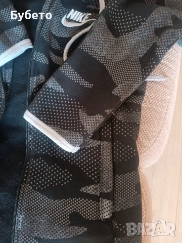 Екип Nike, снимка 7 - Спортни дрехи, екипи - 51791350