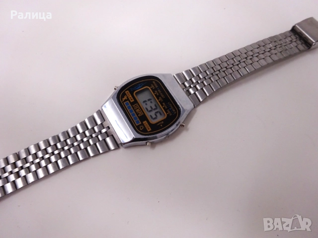 Мъжки електронен часовник Stempo от 80-те години, снимка 3 - Мъжки - 52349631