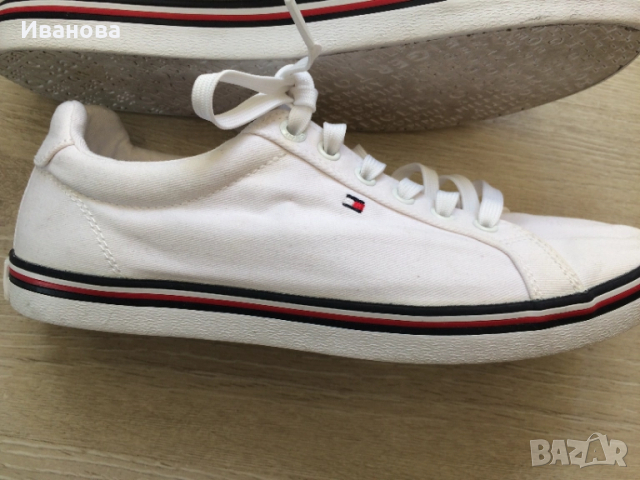 Бели дамски гуменки tommy hilfiger №38., снимка 2 - Кецове - 51542817
