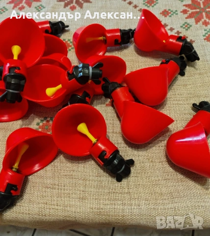 Хранилки и поилки,  гнездилки,кичета щракалки и пръстени за гълъби, снимка 12 - Гълъби - 31676172