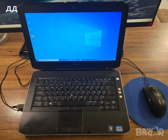 Батерията му държи много!  - Лаптоп Dell  4GB RAM, 240GB HDD, Intel core i3, DVD RW