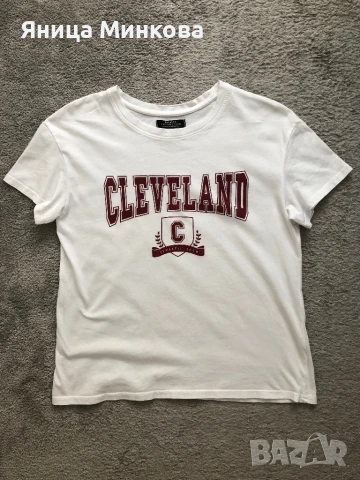 Дамска тениска Bershka, снимка 2 - Тениски - 51082838