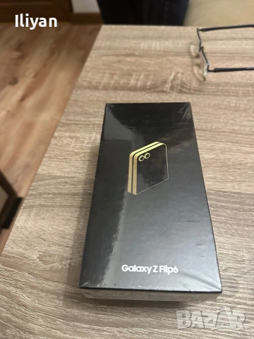 Samsung Galaxy Z Flip 6