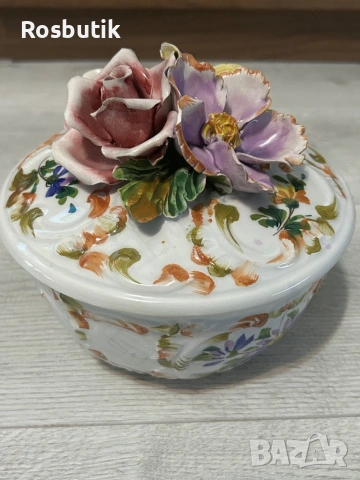 Голям порцеланов съд  ръчно рисуван  с порцеланови цветя , снимка 10 - Вази - 53347771