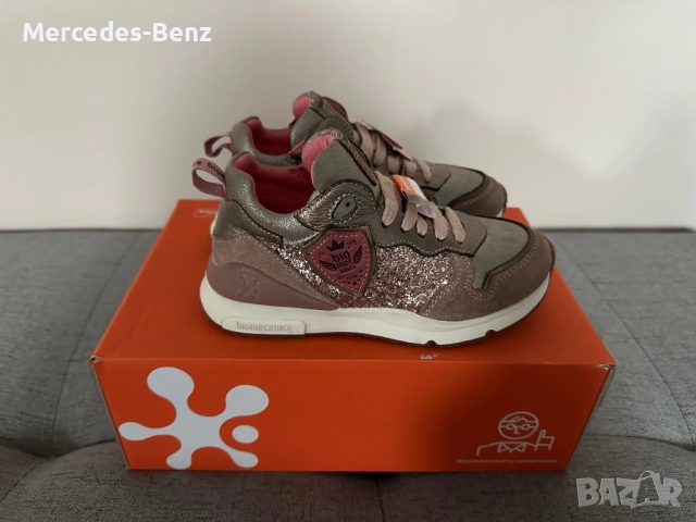 Детски обувки за момиче Biomecanics 30 номер стелка 19,5 см , снимка 5 - Детски маратонки - 52314291