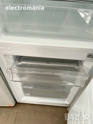 хладилник с фризер Hanseatic HKGK14349A1W, снимка 7 - Хладилници - 53146486