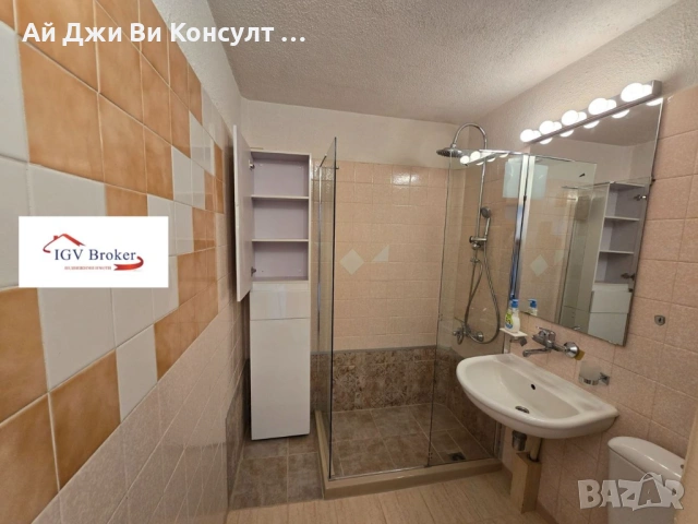 Тристаен апартамент в жк Стрелбище, снимка 9 - Апартаменти - 53005608