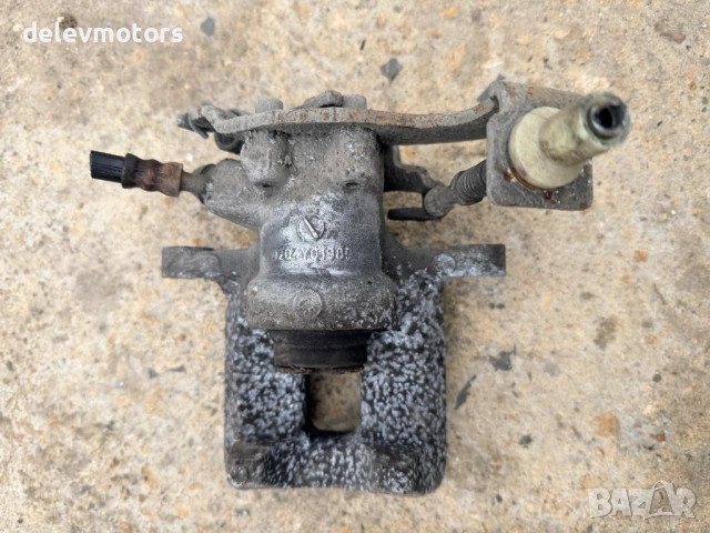 0204Y01989 / 47830 02101 заден десен спирачен апарат от Toyota Corolla 1.6i Valvematic Comfort, снимка 2 - Части - 53426178