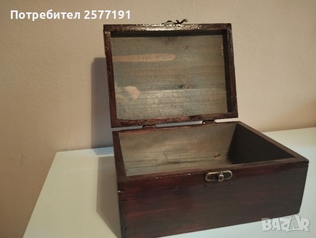 Дървена кутия , снимка 7 - Антикварни и старинни предмети - 46245877