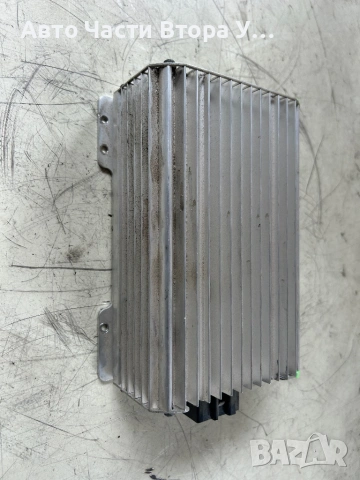 Усилвател  Audi A8 D3 Becker, снимка 2 - Части - 54020359