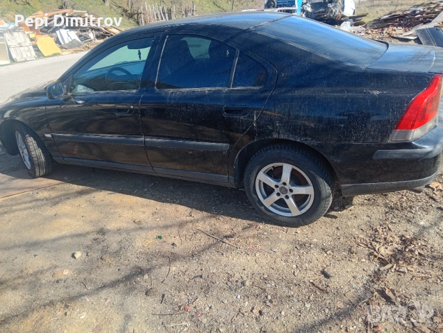 Volvo s 60 Волво с 60 на части 2.4 бензин , снимка 2 - Автомобили и джипове - 53776114