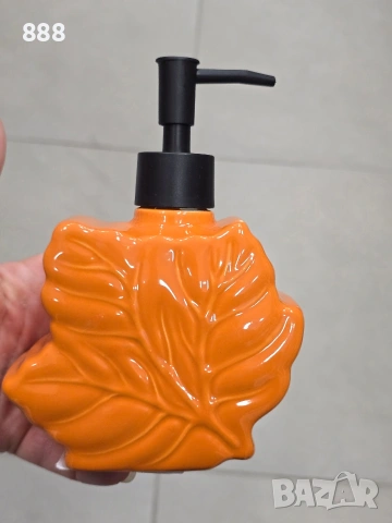 диспенсър дозатори за течен сапун 