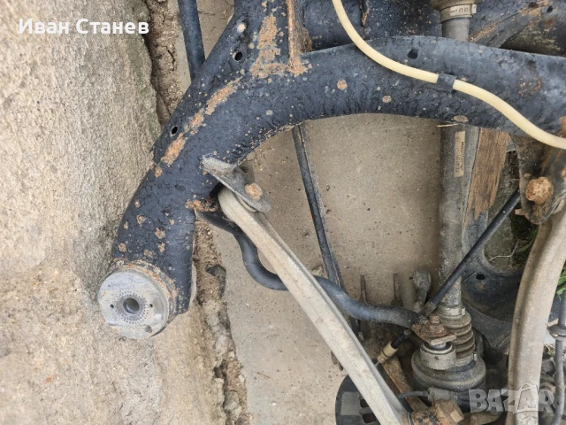 заден мост vw touareg 3.2 2005 год, снимка 5 - Части - 50749651