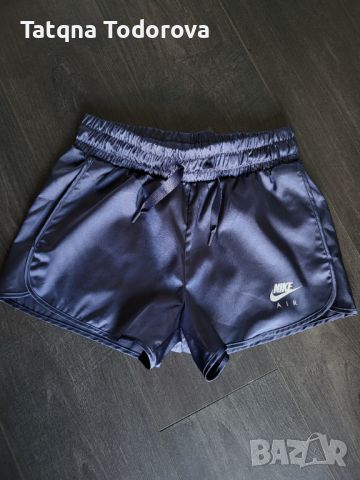 Дамски оригинални шорти , снимка 1 - Къси панталони и бермуди - 46504389
