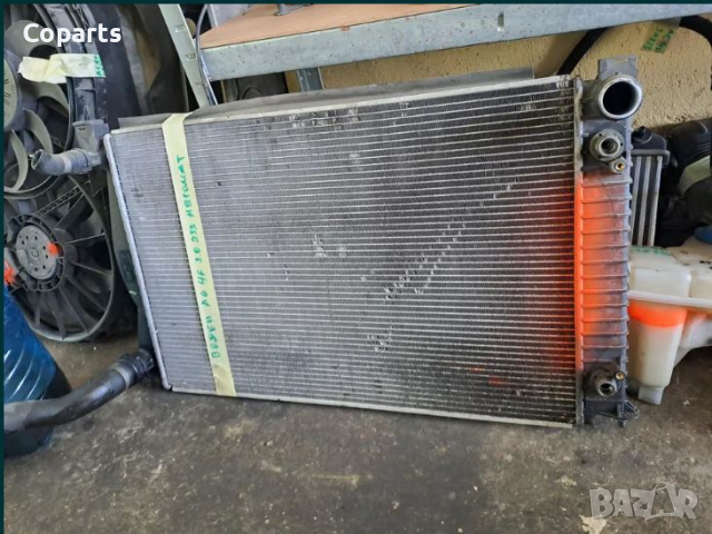 Воден радиатор автоматик AUDI A6 C6 4F 3.0 233 ASB, снимка 1 - Части - 45003309