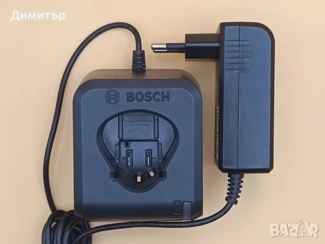 Зарядно Bosch GAL 12V-20 , снимка 2 - Винтоверти - 53728551
