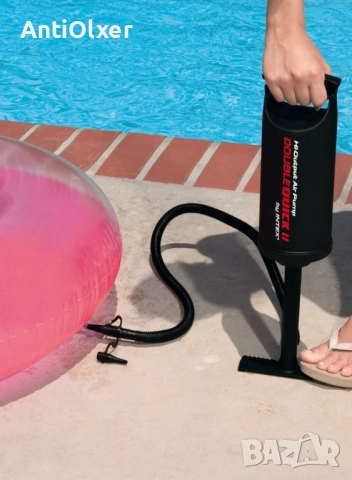 Ръчна помпа Intex с 3 дюзи, снимка 2 - Спортна екипировка - 52866389