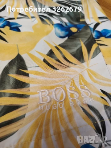 Hugo Boss 100 % оригинални бански размер L, снимка 3 - Спортни дрехи, екипи - 50783346