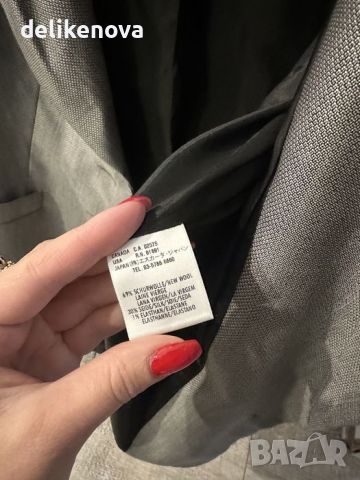 ESCADA. Original. Size XL Вълна, Коприна Страхотно сако, снимка 11 - Сака - 46152362