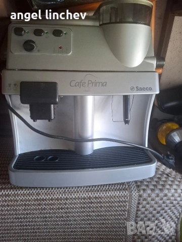 кафе автомат работещ във много добро състояние марка Saeco 