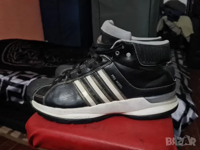 Adidas-original-естествена кожа-номер 45, снимка 2 - Маратонки - 47245417