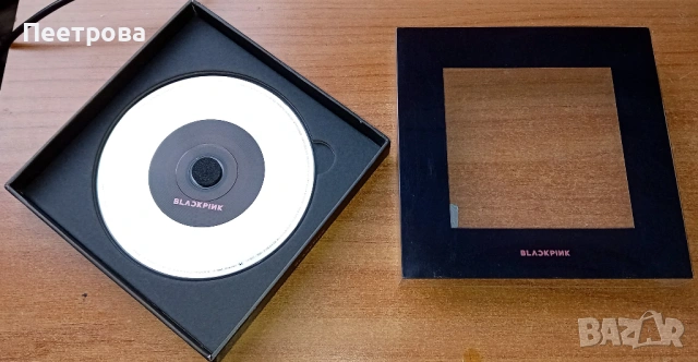 Оригинален албум  на попгрупата  BLACKPINK - "Square Up". , снимка 2 - CD дискове - 53041553