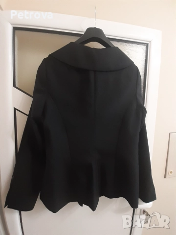 Дамско сако M, снимка 2 - Сака - 52028686