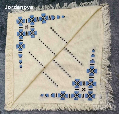 Продавам  6 бр. карета-Ръчно бродирани на панама. Цена - 6 бр - 36 лв., снимка 5 - Декорация за дома - 50918725