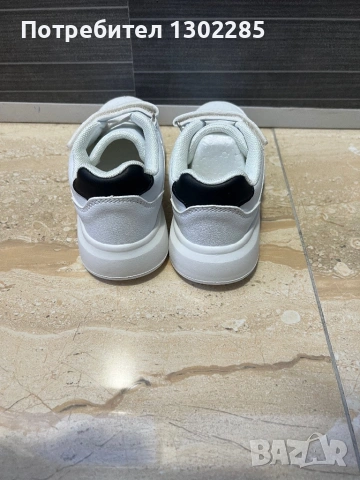 Маратонки 17,5 см стелка, снимка 3 - Детски маратонки - 53988378