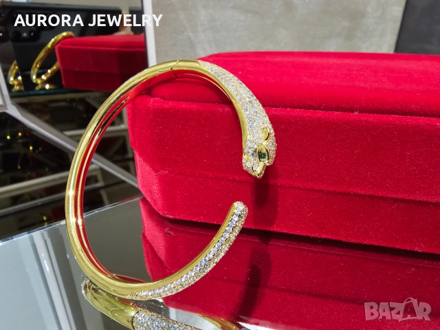 CARTIER Panthere de Cartier Gold Diamonds Дамска Гривна, снимка 3 - Гривни - 52854880