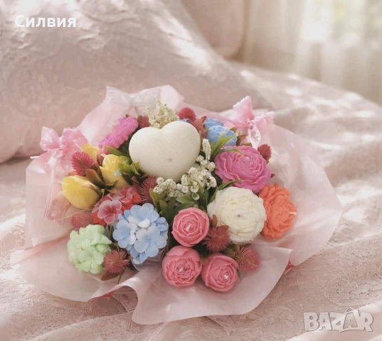 Восъчни букети , снимка 3 - Декорация за дома - 53680679