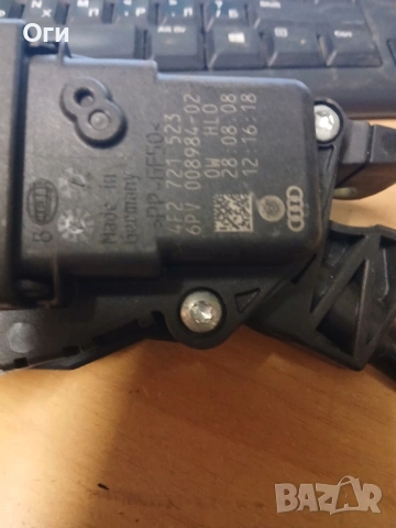 Педал за газта от Ауди А6 С6 4F2 721 523, снимка 2 - Части - 53538803