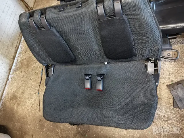 Седалки трети ред-Mitsubishi Outlander 2, снимка 2 - Аксесоари и консумативи - 49490650