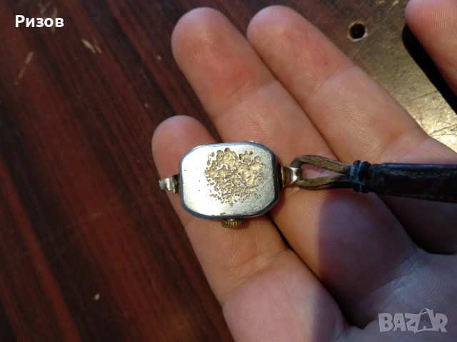 Стар дамски часовник Заря, снимка 2 - Антикварни и старинни предмети - 52501967