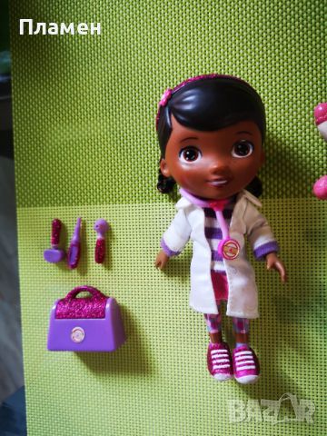 Със звук - Комплект за игра Doc McStuffins Disney , снимка 2 - Кукли - 45566370