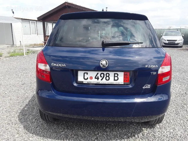 Шкода Фабия 1.6tdi 90к.с., снимка 6 - Автомобили и джипове - 47073168