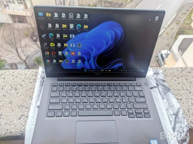 Лаптоп Dell Latitude 7400 | Бизнес клас | Core i7 | 16GB RAM | Перфект, снимка 1 - Лаптопи за работа - 53388691