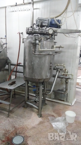 Съд за варене и пастьоризиране под налягане и вакуум от неръждавейка