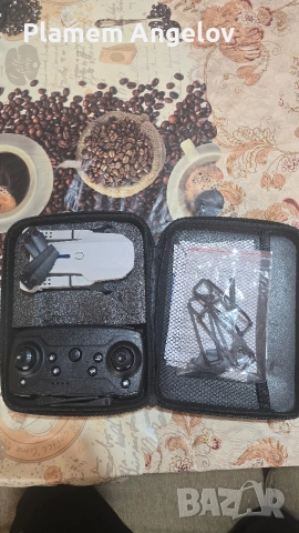 Сгъваем дрон s9, снимка 2 - Дронове и аксесоари - 52710475