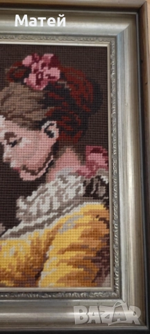 Гоблен " Момичето с книгата"* В красива рамка* Едър бод