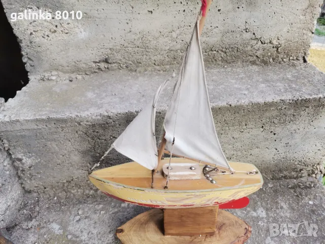 Старо дървено корабче на стойка, снимка 4 - Антикварни и старинни предмети - 50154663