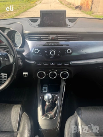 Алфа ромое Жулиета, снимка 18 - Автомобили и джипове - 54199728