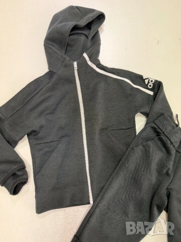 Детски екип Adidas Z.N.E. 4-5г., снимка 3 - Детски комплекти - 54224407