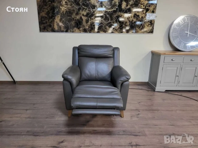 Тъмно сив кожен фотьойл La-z-boy с електрически релаксиращ механизъм, снимка 8 - Дивани и мека мебел - 52011050